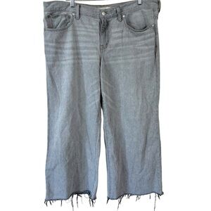 Madewell LOW-RISE SUPERWIDE-LEG Frayed Crop Jeans